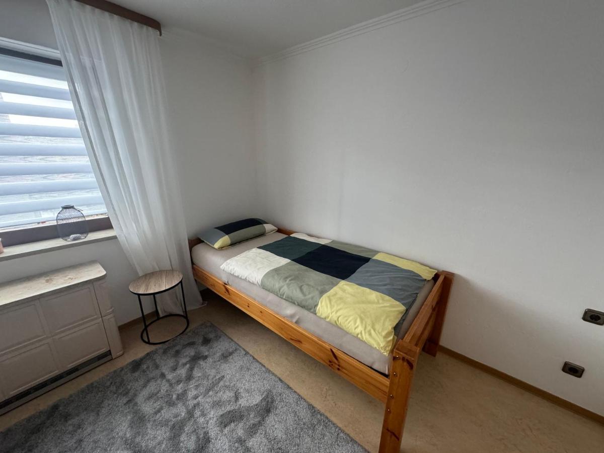 Апартаменты Schoenes, Friedliches Zimmer Аугсбург Экстерьер фото